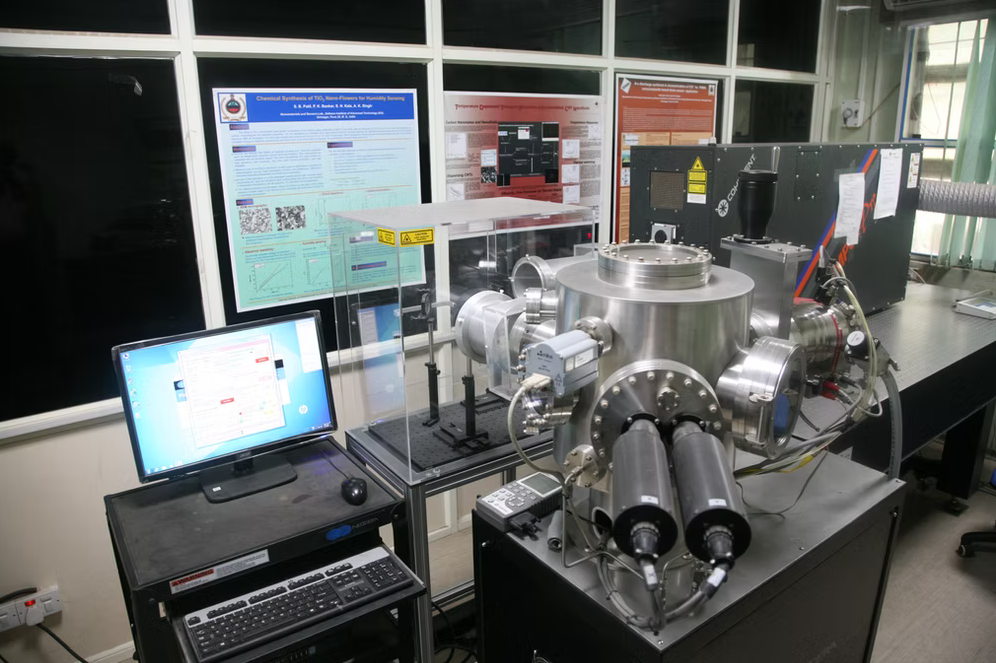 Thin-film PLD chamber setup